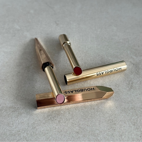 Hourglass Confession Lipstick 2 Shades - Picture 4 of 5